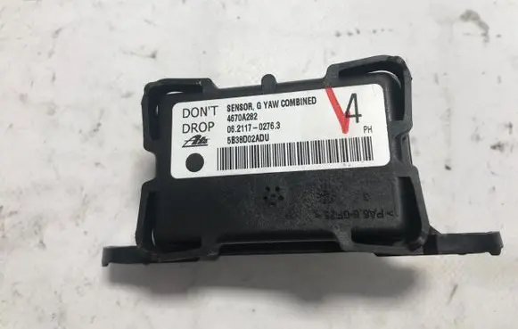 Peugeot 4007 ESP (stability system) control unit 4670A282