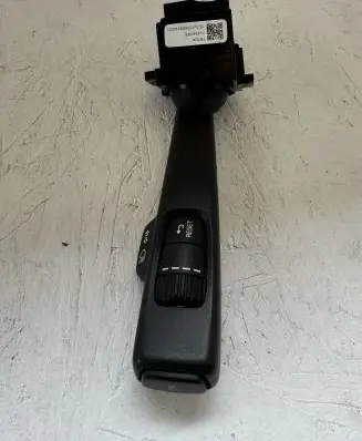 Volvo V60 Indicator stalk 31456045