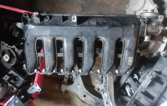 BMW X5 E70 Intake manifold 7790700