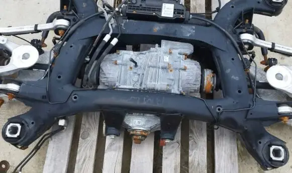 BMW X5 E70 Rear subframe 