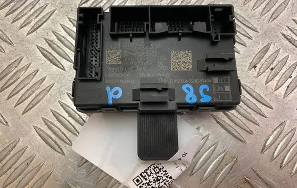 Volkswagen Tiguan Allspace Door control unit/module 5Q4959593P