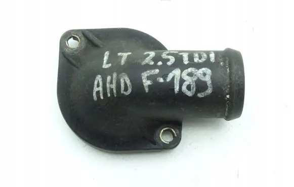 Volkswagen II LT Engine coolant pipe/hose 074121121