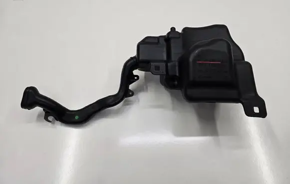 Mercedes-Benz B W246 W242 Windshield washer fluid reservoir/tank A2468690120