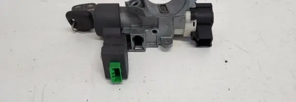 Volvo S60 Ignition lock 8626324 16164