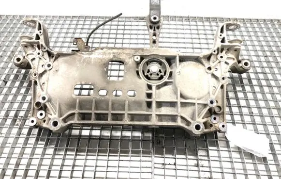 Volkswagen PASSAT B7 Front subframe 7N0199369A
