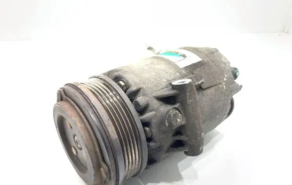 Opel Zafira A Air conditioning (A/C) compressor (pump) 24464151