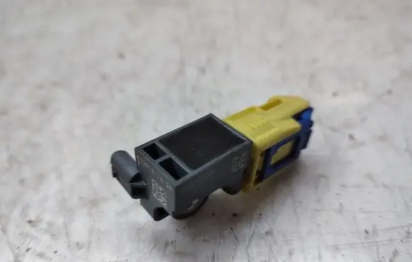 Hyundai Tucson TL Airbag deployment crash/impact sensor 95920B4000