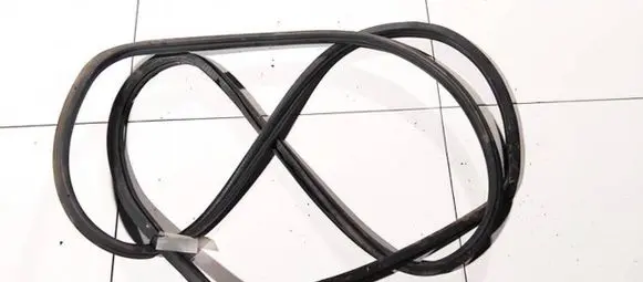 Volkswagen II LT Rubber seal front coupe door 