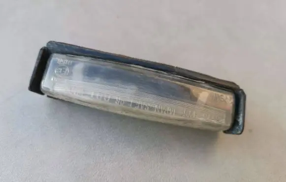 Toyota Avensis Verso Number plate light