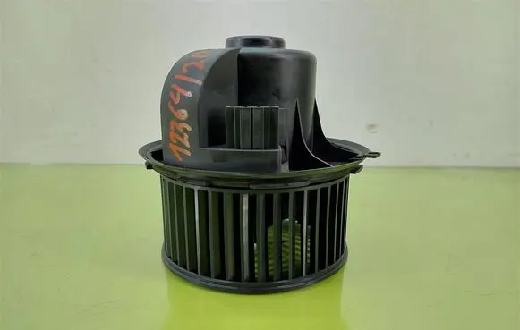 Volkswagen Sharan Heater fan/blower 7M1819021D