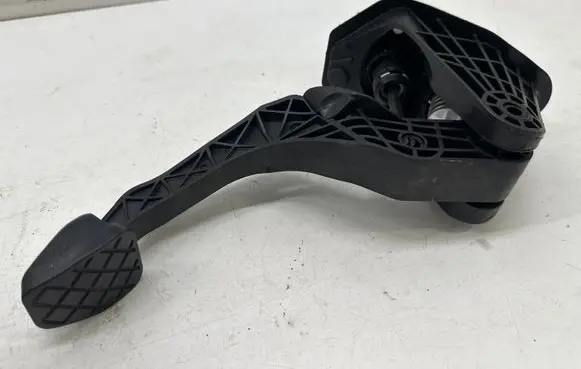 Clutch pedal