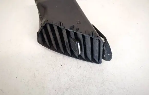 Opel Insignia A Dash center air vent grill 13282237