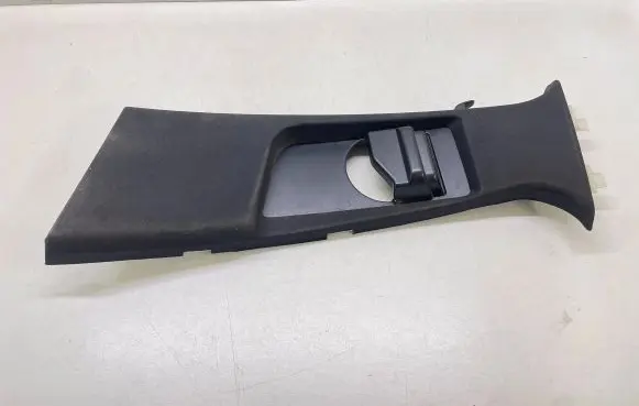 Mercedes-Benz E W212 (B) pillar trim (top) A2126901926