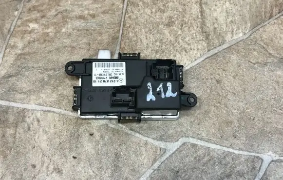 Mercedes-Benz C W204 Heater blower fan relay A2128702110