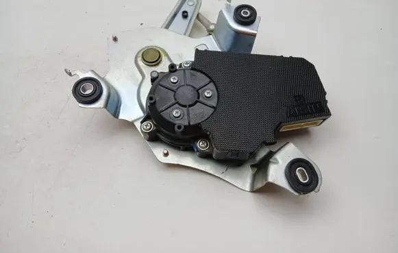 Lexus GS 250 350 300H 450H Tailgate/trunk/boot lift motor 42732010060 42660510236