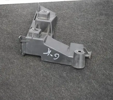 Volvo XC70 Rear bumper mounting bracket 30678650