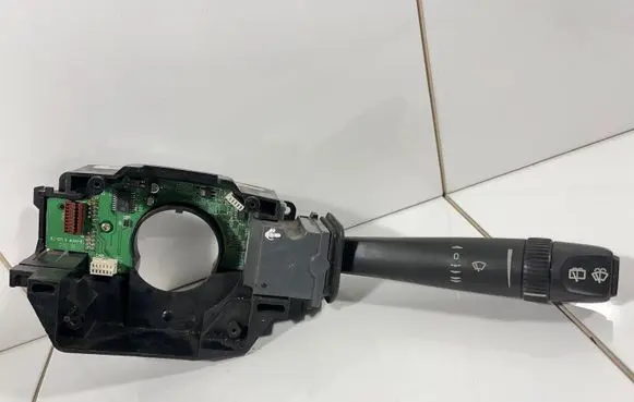 Volvo XC90 Wiper control stalk 30658614 7GM0281A