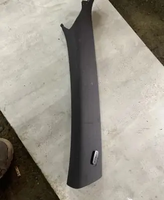 Porsche Cayenne (9PA) (A) pillar trim 7L5867234P 7735609 526022