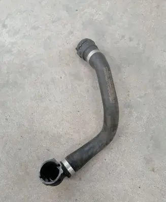 Mercedes-Benz GLC C253 Engine coolant pipe/hose A2135014101 GT159255