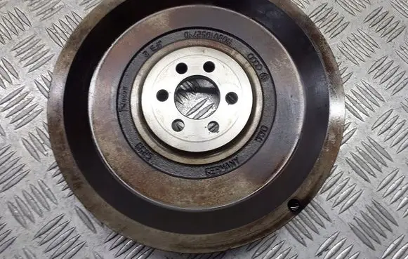Volkswagen Polo IV 9N3 Flywheel R0301052710