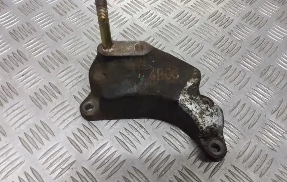 Chevrolet Aveo Gearbox mounting bracket