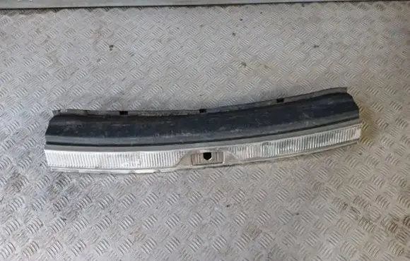 Skoda Superb B6 (3T) Trunk/boot sill cover protection 3T9863459