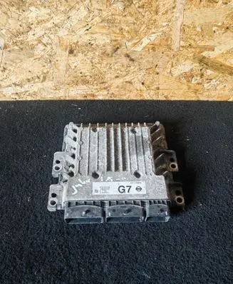 Nissan Juke I F15 Engine control unit/module 237101KB5A