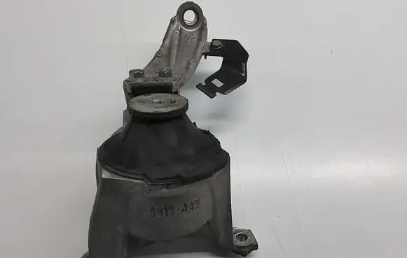 Honda Civic IX Engine mount bracket 25TV2