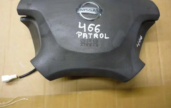 Nissan Patrol Y61 Steering wheel airbag