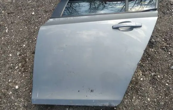 Rear door