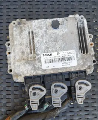 Renault Master II Engine control unit/module 0281012200
