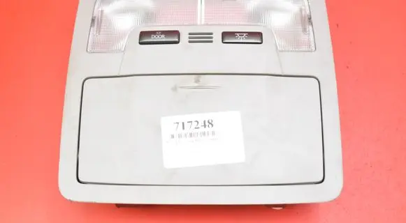 Toyota Avalon XX10 Boot/trunk interior light 6365007090B0