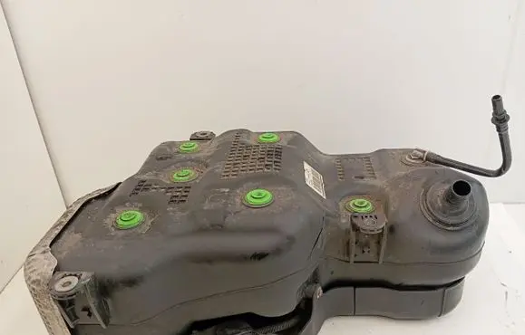 Hyundai Tucson TL AdBlue liquid reservoir 31500D7900