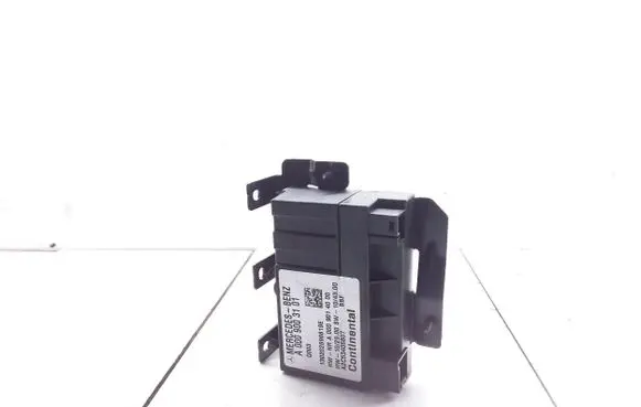 Mercedes-Benz Sprinter W906 Fuel injection pump control unit/module A0009003101 A2C53406807