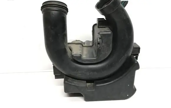 KIA Xceed Air intake duct part LH190G4002