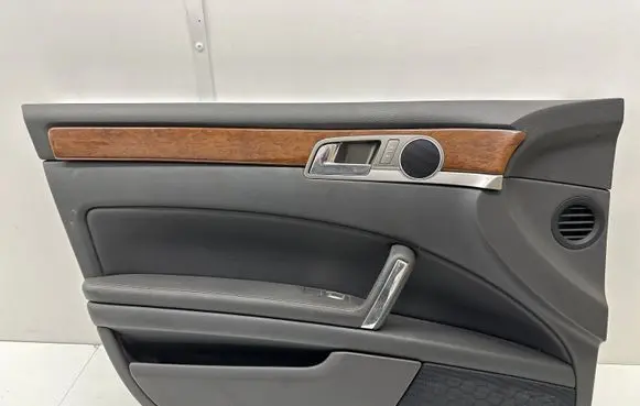 Volkswagen Phaeton Front door card panel trim