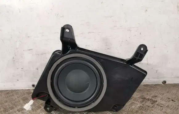 Honda CR-V Subwoofer speaker 0HD16W