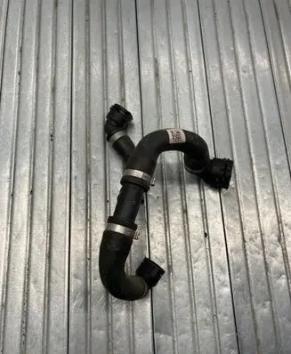 BMW 3 F30 F35 F31 Engine coolant pipe/hose 8616148