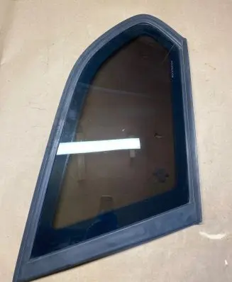 BMW 3 E90 E91 Rear side window 43R001582