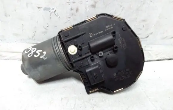 Mercedes-Benz CLS C219 Wiper motor 0390241842 1397220566 063255444052