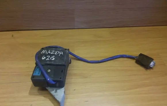 Mazda 626 Air flap motor/actuator HB600GA5RC
