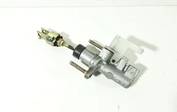 Toyota Corolla Verso E121 Clutch master cylinder