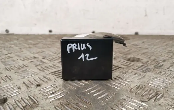 Toyota Prius (XW30) Other control units/modules 1669000121 8657247100