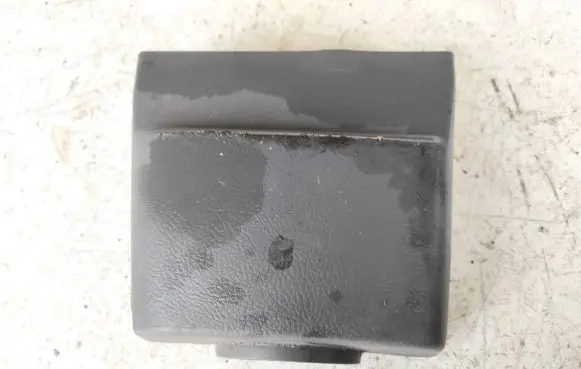 Steering wheel column trim
