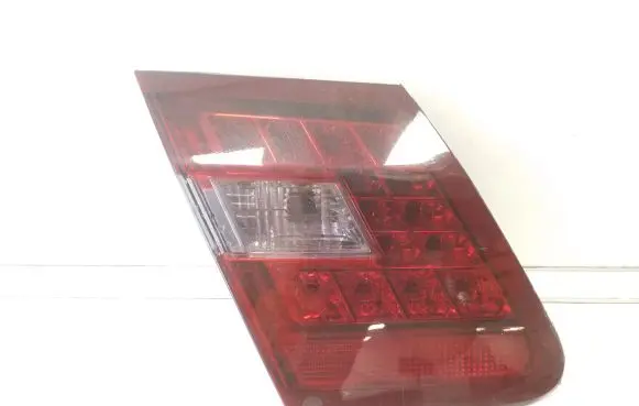 Mercedes-Benz E W212 Tailgate rear/tail lights A2128200764