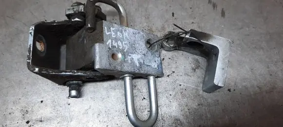 Seat Leon (1P) Rear door upper hinge