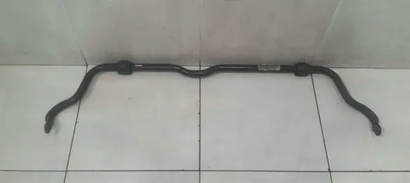Mercedes-Benz A W176 Front anti-roll bar/sway bar A2463203411