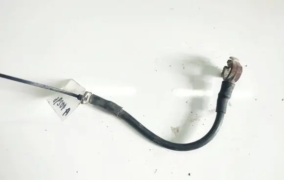 Audi A4 S4 B6 8E 8H Positive cable (battery) 