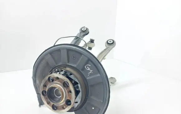 Mercedes-Benz CLS C218 X218 Rear wheel hub A21254606437