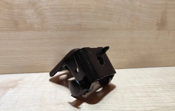 Citroen DS7 Crossback Front door upper hinge 9671887180